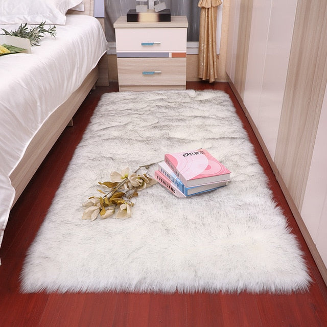 Plush soft European bedroom carpet imitation wool pad.