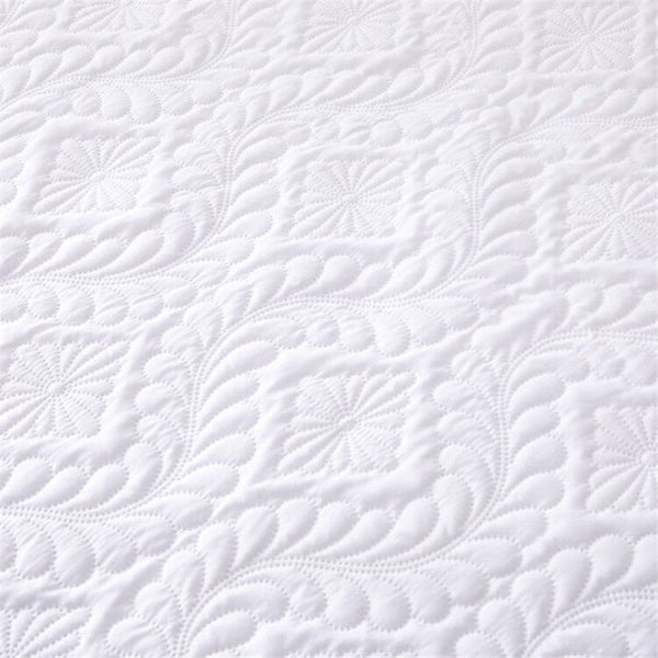 MECEROCK Solid Colour Quilted Embossed Waterproof Mattress.